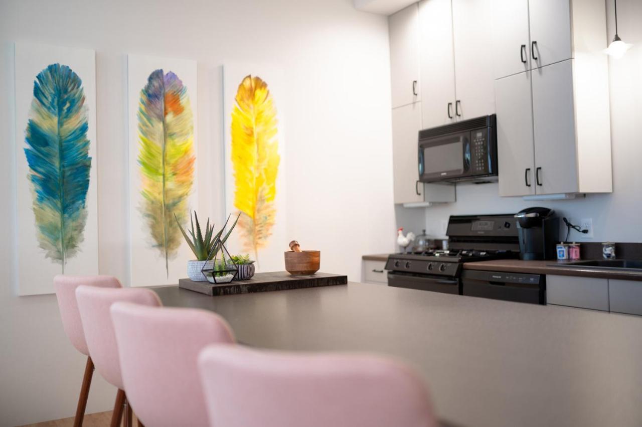 115 N Main Huge 2 Bedroom Unit On Main Street Saint Charles Buitenkant foto