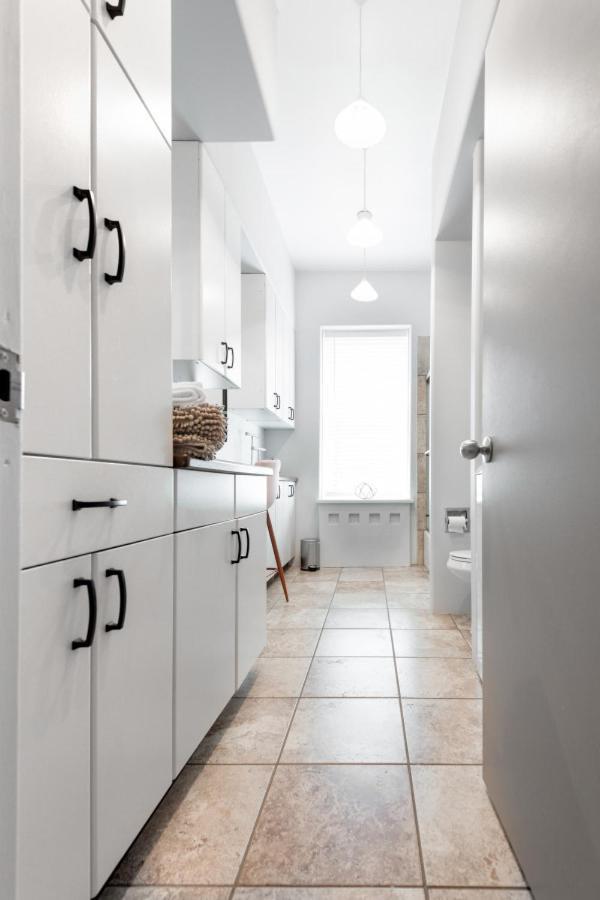 115 N Main Huge 2 Bedroom Unit On Main Street Saint Charles Buitenkant foto